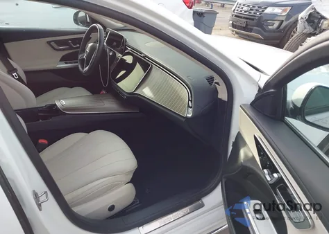 2025 Mercedes-Benz E 350 из США, поврежденный, VIN W1KLF4GB1SA124694